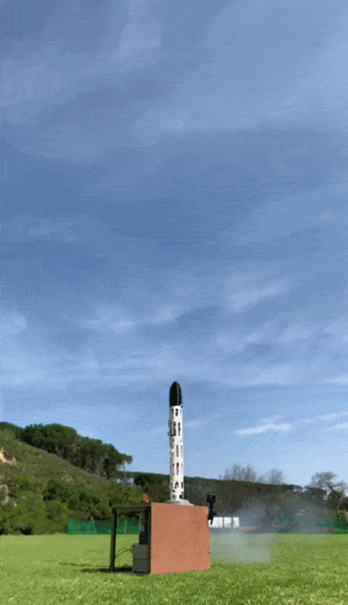 Autonomous thurst vector controlled rocket